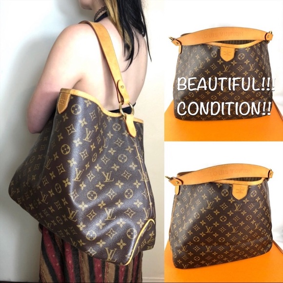 Gorgeous Authentic Louis Vuitton Monogram Delightful MM Hobo Bag